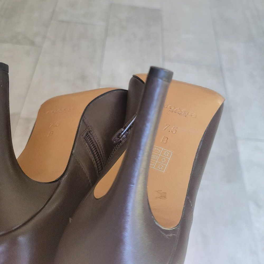 Coach Seneca Bootie size 7.5 B - Picture 12 of 13